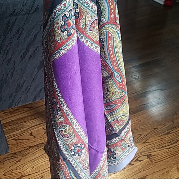 Gorgeous Christian Dior Scarf!! - Picture 4 of 10